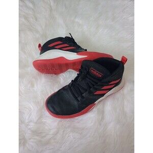 Adidas Boys Low top Shoes black Red  Basketball sneakers Sz 4